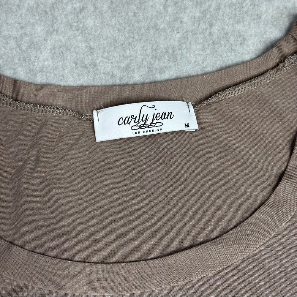 Carly Jean Los Angeles Women's Long Sleeve Top - Picture 3 of 5